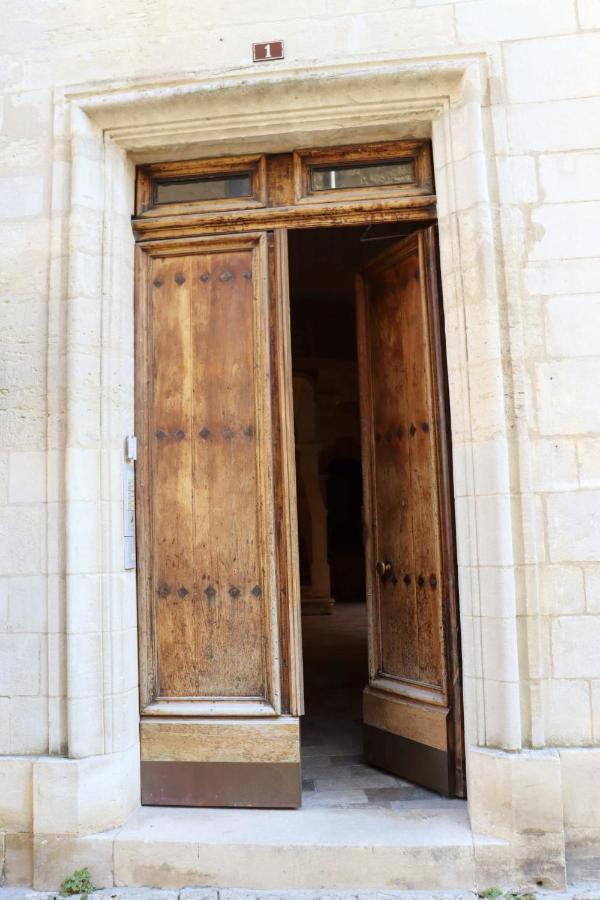 Uzes, Au Coeur Du Centre Medieval La Boussole D'Uzes, Appartement De Caractere Du XVII -Eme Siecle Екстериор снимка