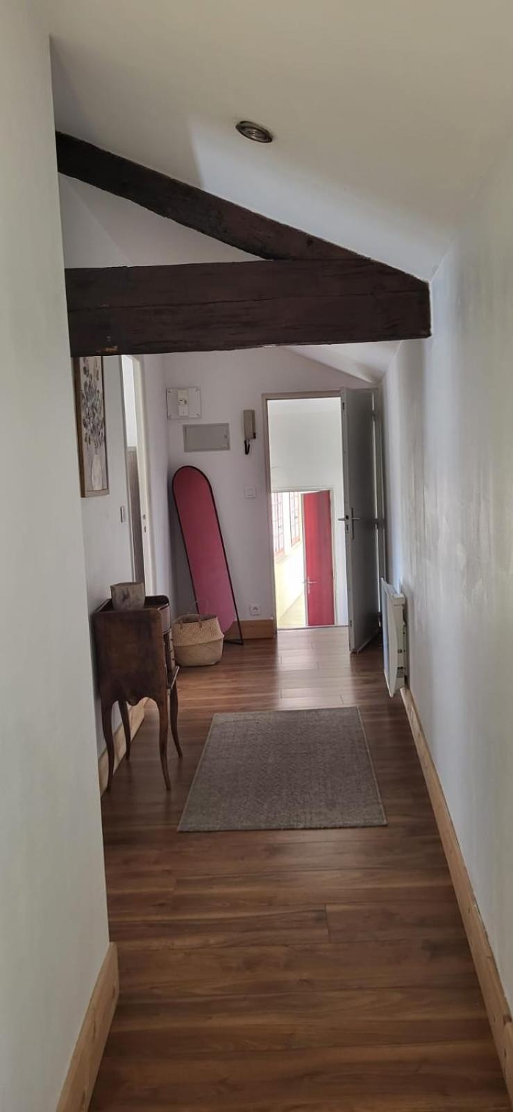 Uzes, Au Coeur Du Centre Medieval La Boussole D'Uzes, Appartement De Caractere Du XVII -Eme Siecle Екстериор снимка
